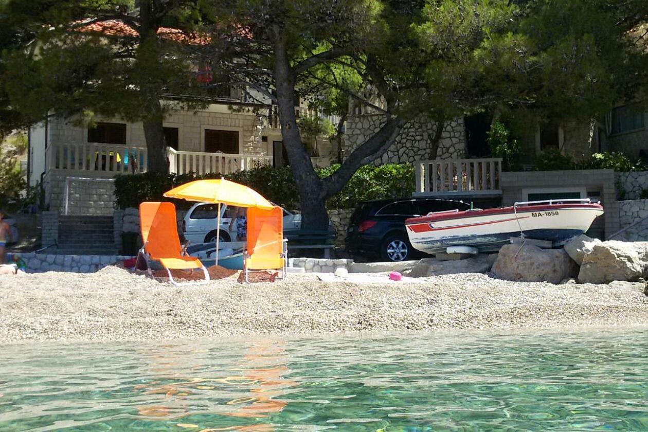 Apartments By The Sea Brela, Makarska - 11821 Exterior foto